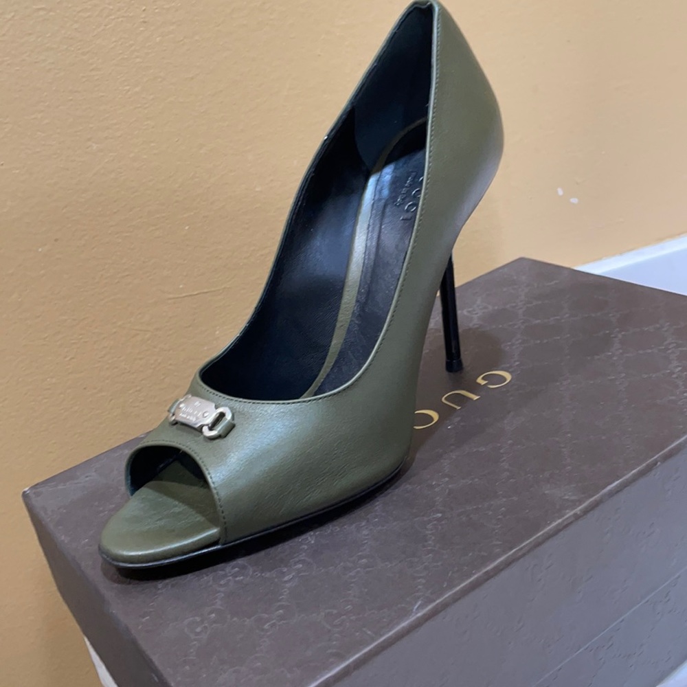 Authentic vintage Gucci